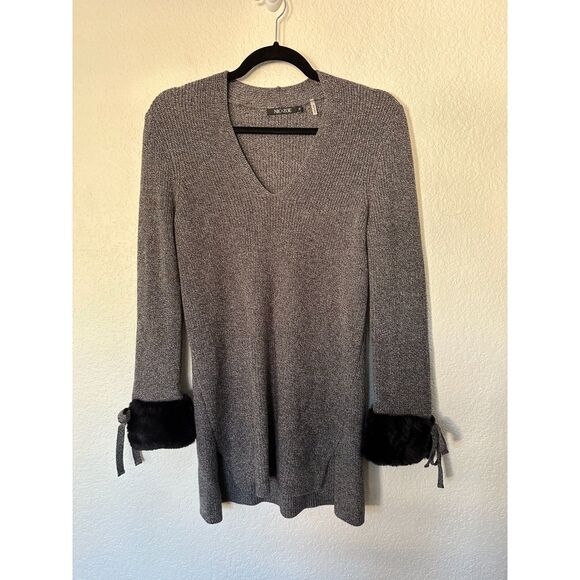 NIC+ZOE V-Neck Faux Fur Cuff Sweater Charcoal Gray Size XS - Picture 2 of 7